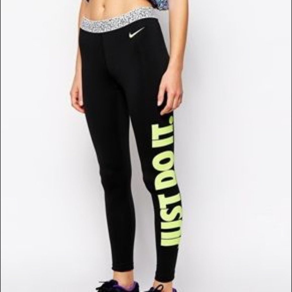 Nike Dri-Fit Just Do It Leggings Size M